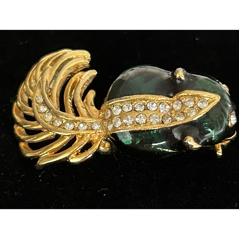 Unmarked‎ Enamel And Rhinestone Skunk Brooch